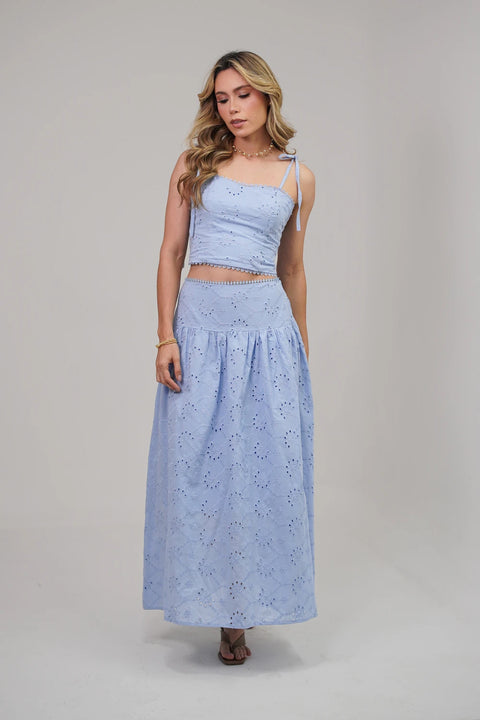 SET DE OJALILLO CON FALDA LARGA Y TOP DE TIRAS FRUNCIDO EN ESPALDA Y CIERRE REF 1425