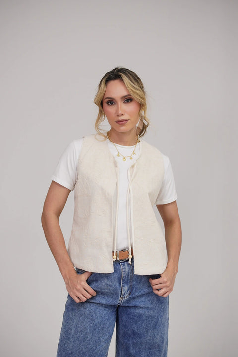 CHALECO BORDADO DE PALMAS REF 0322