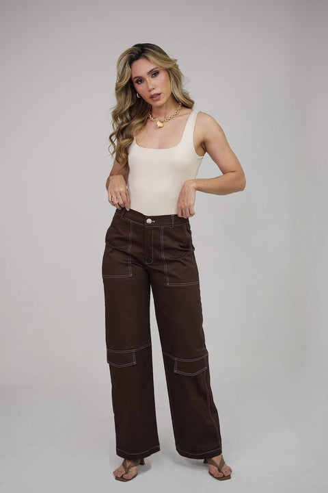 PANTALÓN WIDE LEG CARGO CON COSTURAS DE CONTRASTE REF 0430
