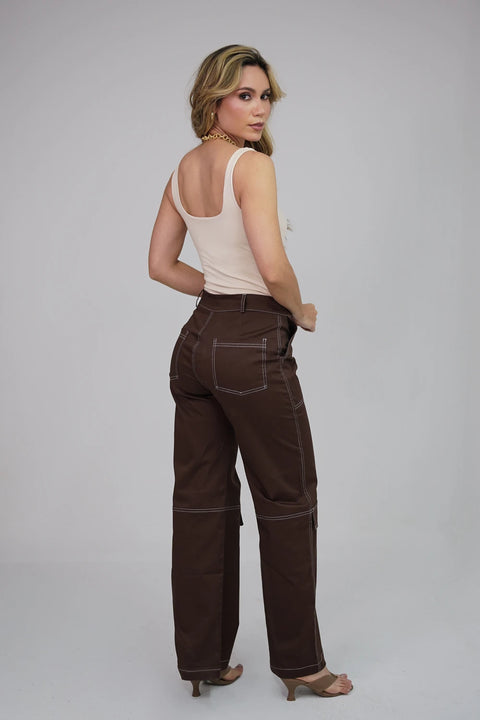 PANTALÓN WIDE LEG CARGO CON COSTURAS DE CONTRASTE REF 0430