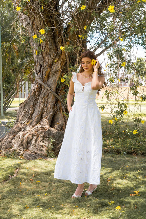 VESTIDO LARGO EN OJALILLO CON DETALLE EN TIRAS, ESCOTE DELICADO Y BOLSILLOS REF 1506