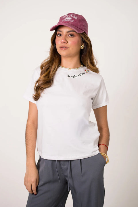 CAMISETA LARGA BORDADA RAINBOW VIBES REF 013545