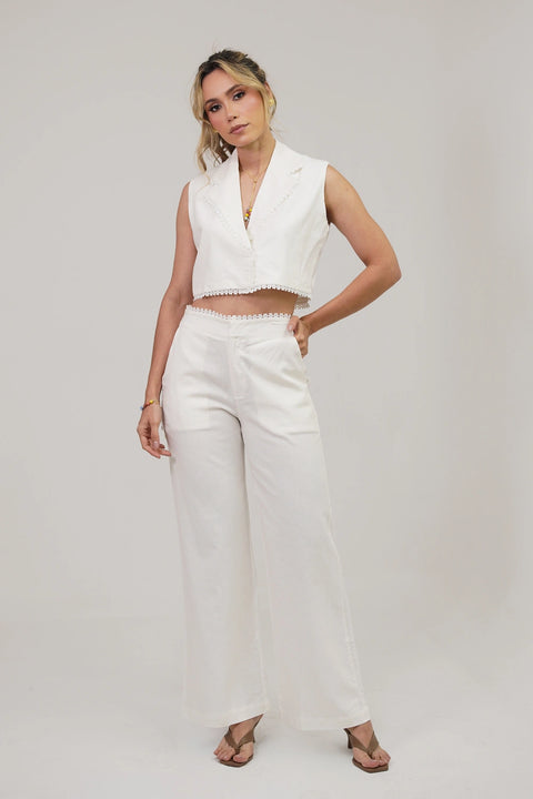 SET DE CHALECO CROPPED CON SOLAPA Y PANTALÓN BOTA ANCHA REF 1428