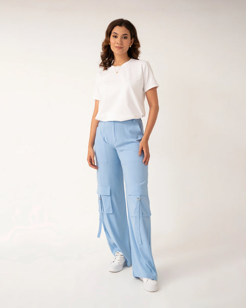 PANTALÓN LIVIANO CON BOLSILLOS TIPO CARGO REF 0420